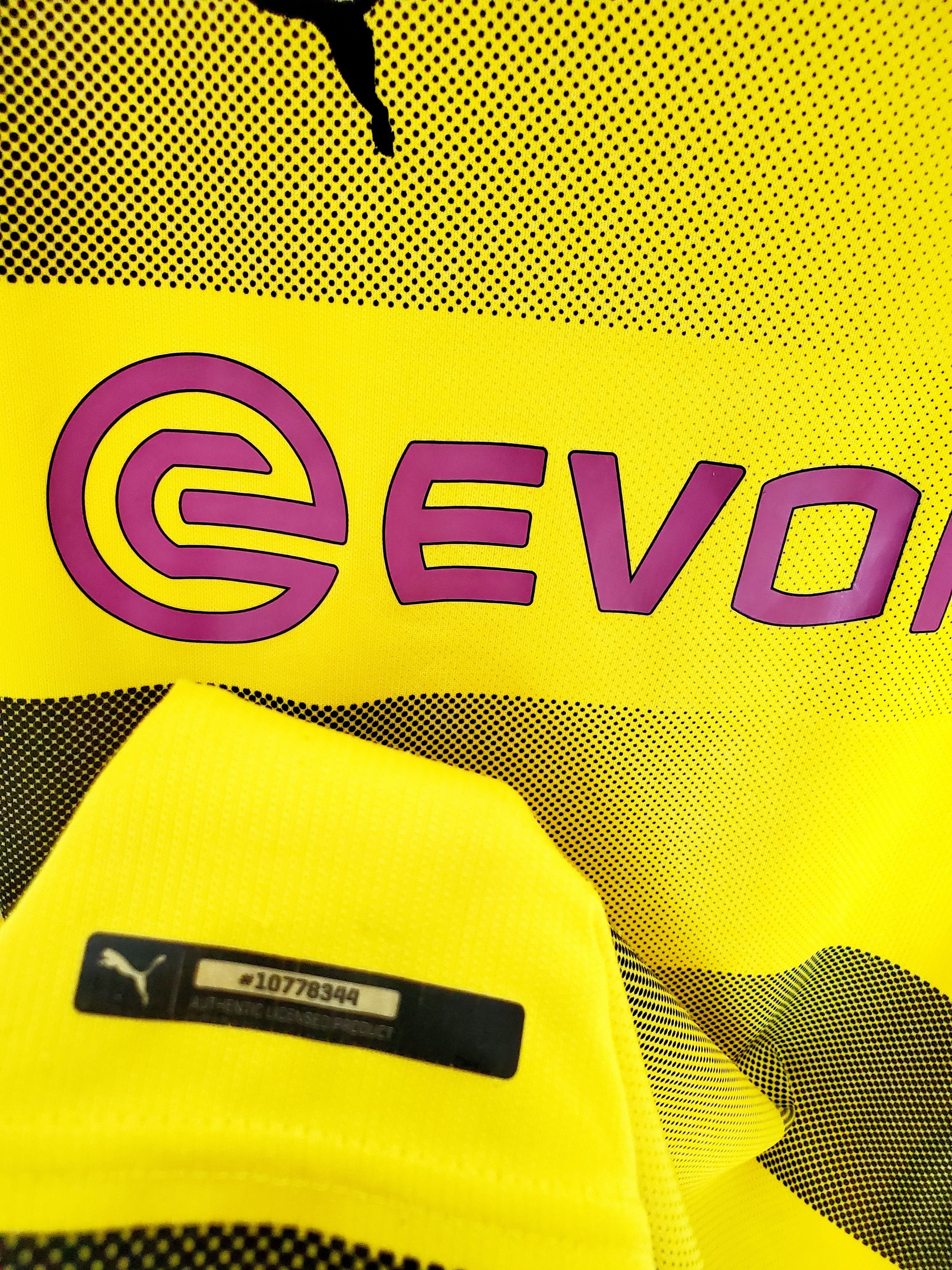 Puma BORUSSIA DORTMUND 2017/2018 puma jersey #13 Guerreiro S Size US S / EU 44-46 / 1 - 6 Thumbnail