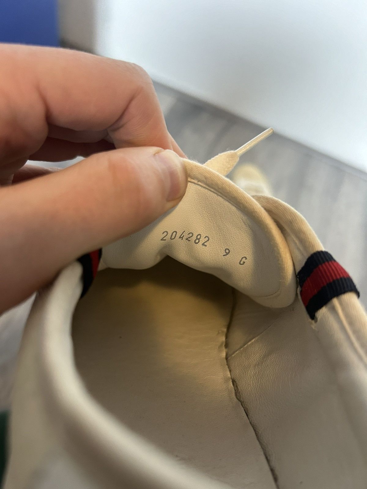 Gucci Gucci Off-White Monogram Low-Top Sneakers - Size 9 G Size US 9 / EU 42 - 10 Thumbnail