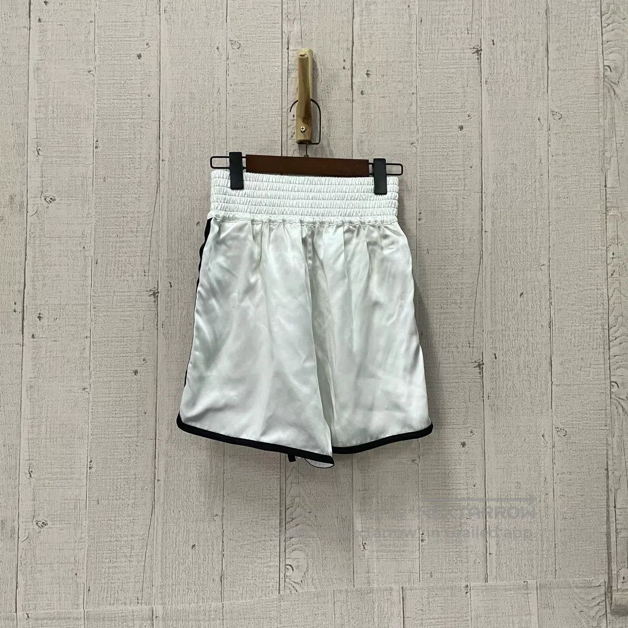 Dior Dior Silk Shorts. Size 28" / US 6 / IT 42 - 2 Thumbnail