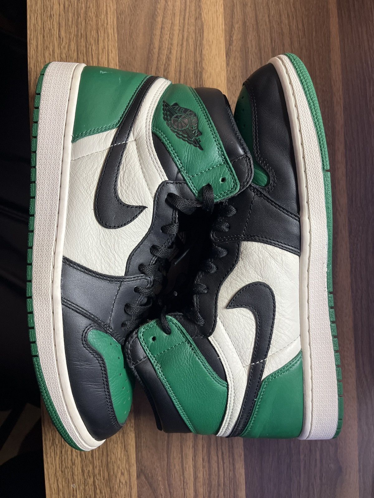 Jordan Brand Jordan 1 Pine green 1.0 2018 Size US 12 / EU 45 - 1 Thumbnail