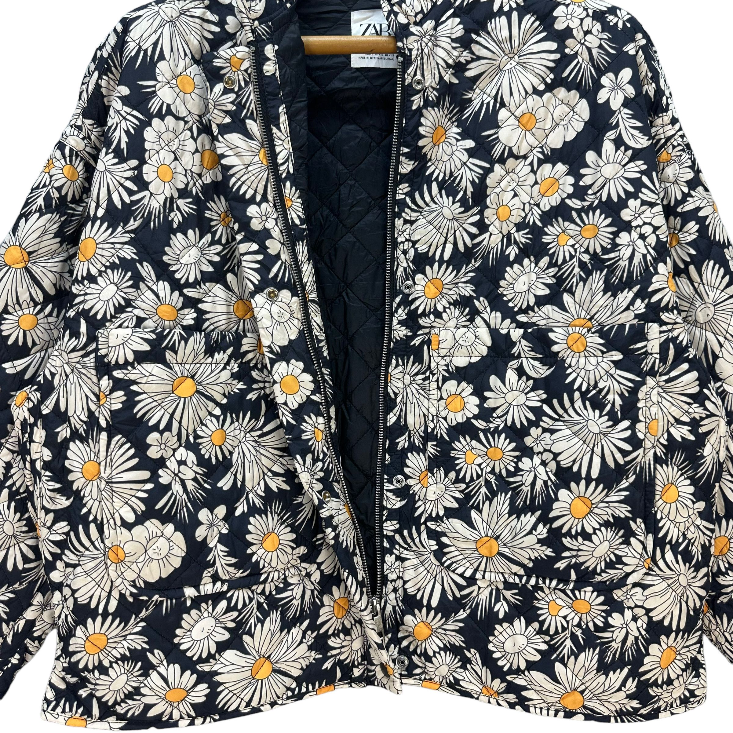 Zara ZARA FLOWERS ALLOVER QUILTED JACKET #8614-017 Size S / US 4 / IT 40 - 6 Thumbnail