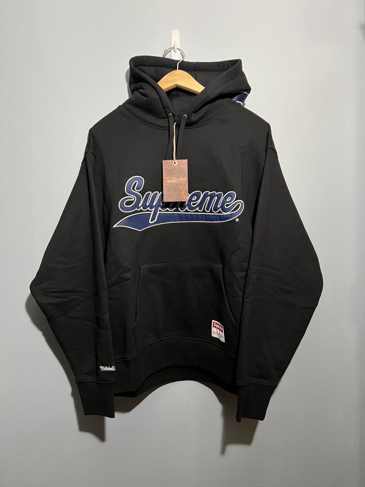 Ncaa × Supreme SUPREME NCAA MITCHELL & NESS HOODIE Ncaa × Supreme SUPREME NCAA MITCHELL & NESS HOODIE