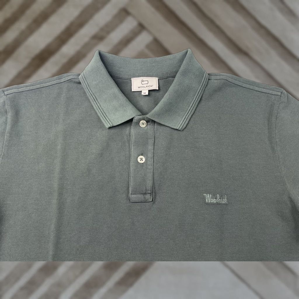 Vintage Woolrich Polo Shirt Mens M Green Cotton Blend Button Collar Short Sleeve Modern All Seasons Golf Casual Workwear Size US M / EU 48-50 / 2 - 1 Thumbnail