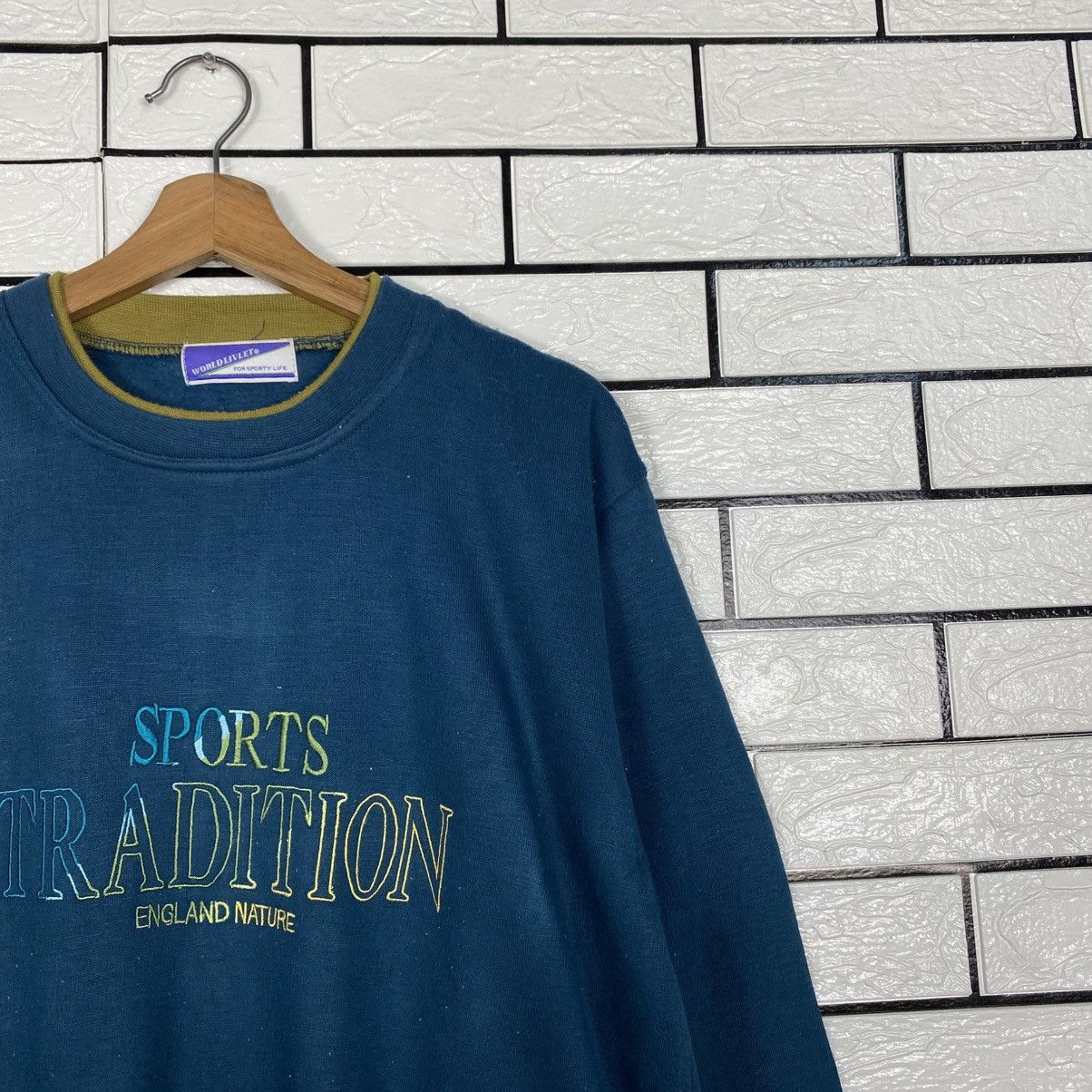 Japanese Brand 📌Vintage Sweatshirt Sports Tradition England Nature Logo Size US M / EU 48-50 / 2 - 7 Thumbnail
