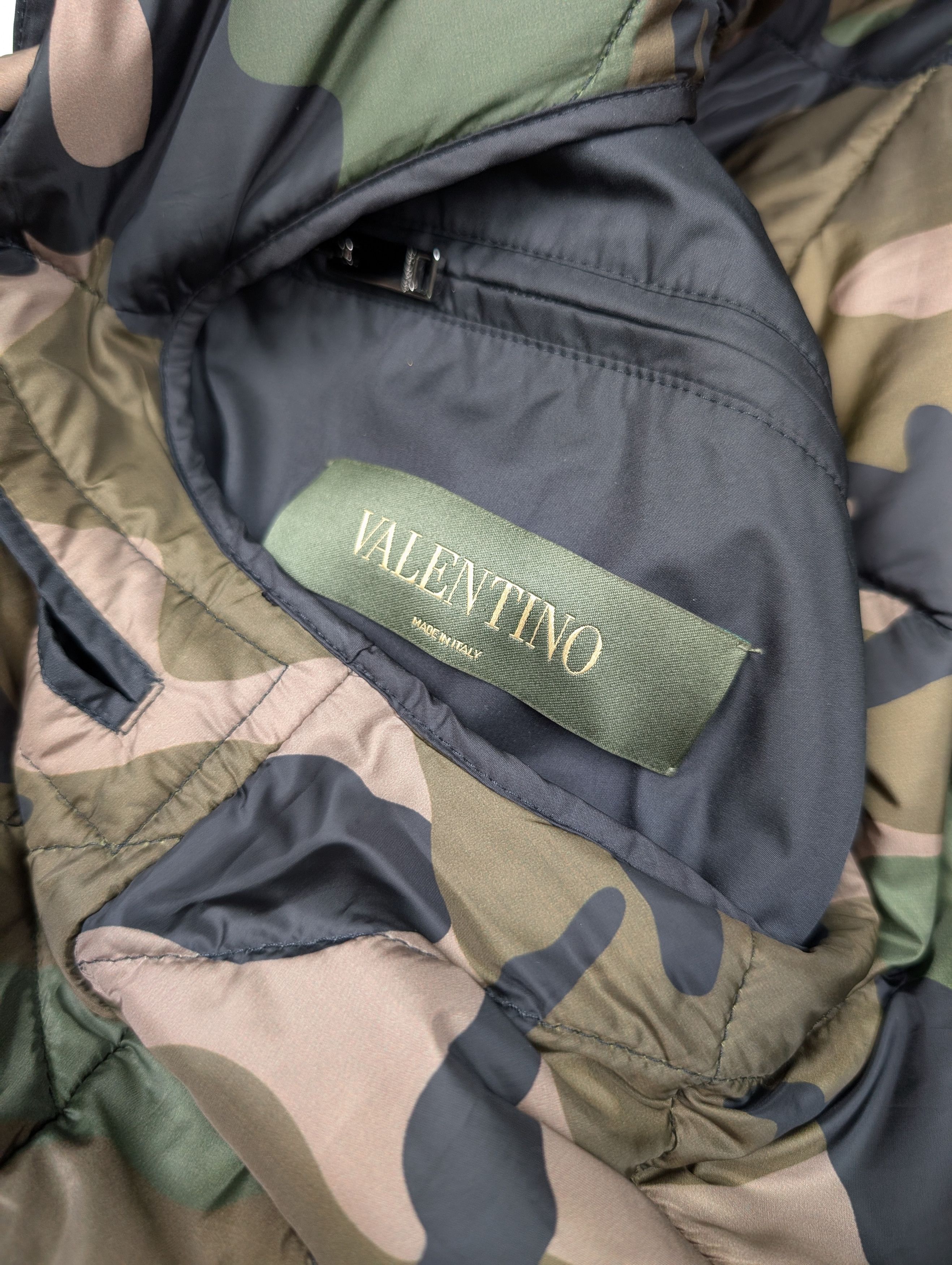 Valentino Green Camo Hooded Jacket Size US S / EU 44-46 / 1 - 8 Thumbnail