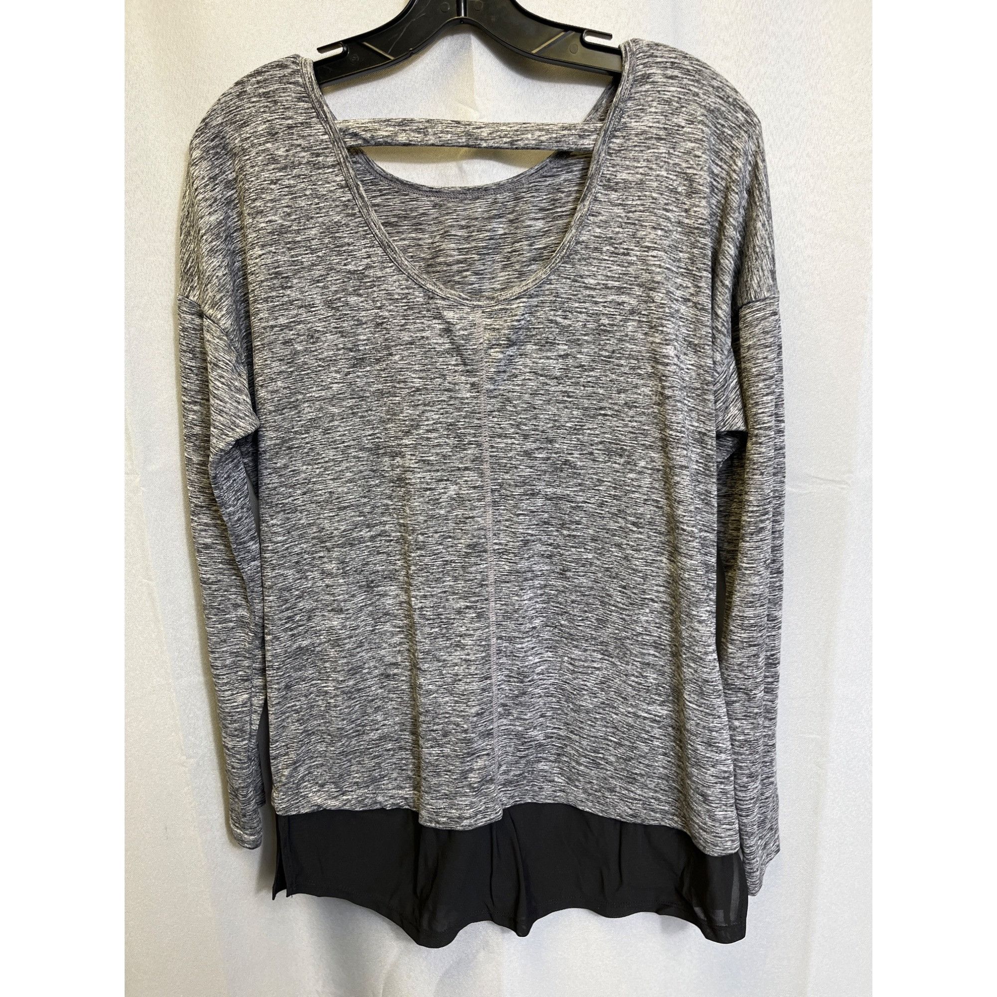 Other Danskin SKU 7683 Womens Heathered Gray Long Sleeve Top Size Size S / US 4 / IT 40 - 2 Thumbnail