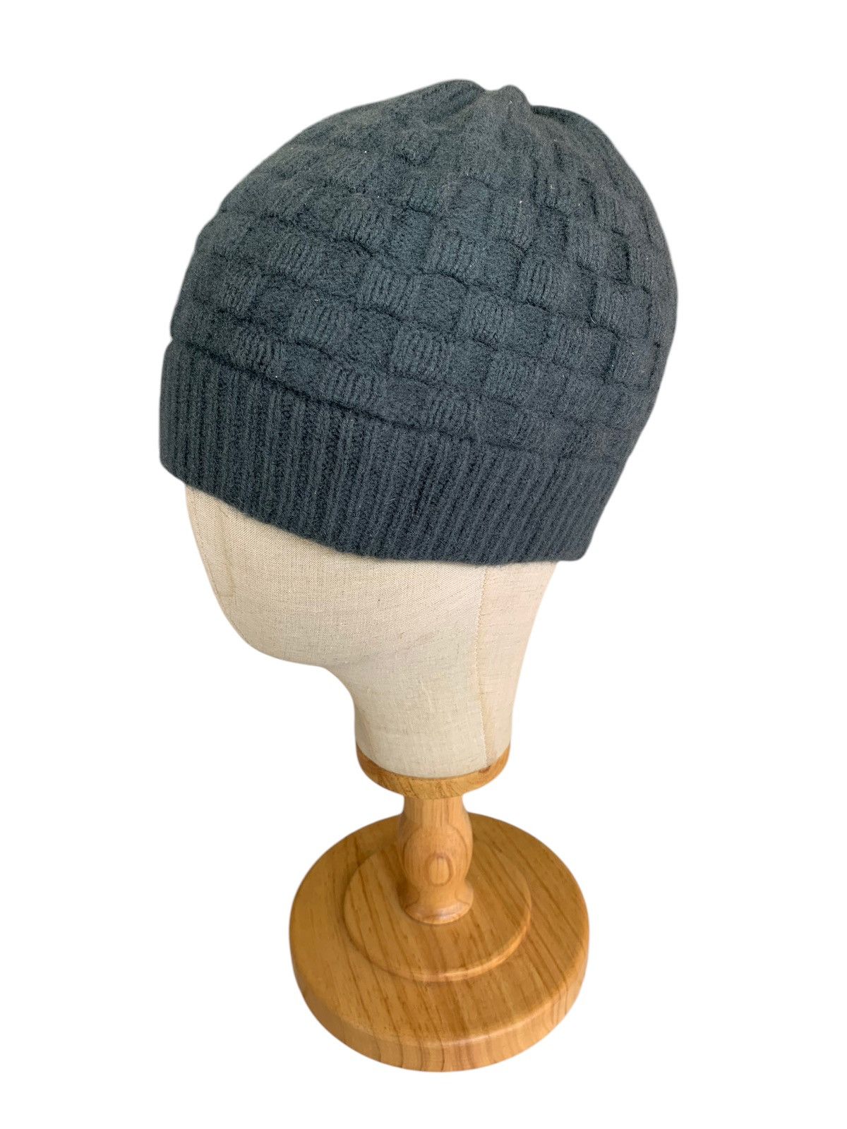 Jun Takahashi × Undercover × Uniqlo UNIQLO U WOOL WINTER SESSIONS BEANIE HATS Size ONE SIZE - 5 Thumbnail