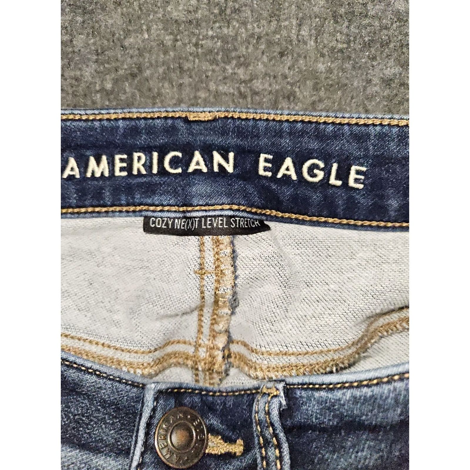 American Eagle Outfitters American Eagle High Rise Jeans Womens 6 Regular Distressed Stretch Preppy Size 28" / US 6 / IT 42 - 2 Thumbnail