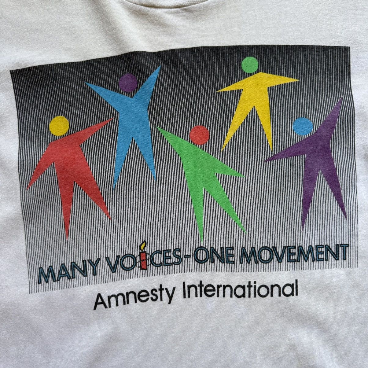 Vintage Vintage 90s Amnesty International T-Shirt Size US L / EU 52-54 / 3 - 4 Thumbnail