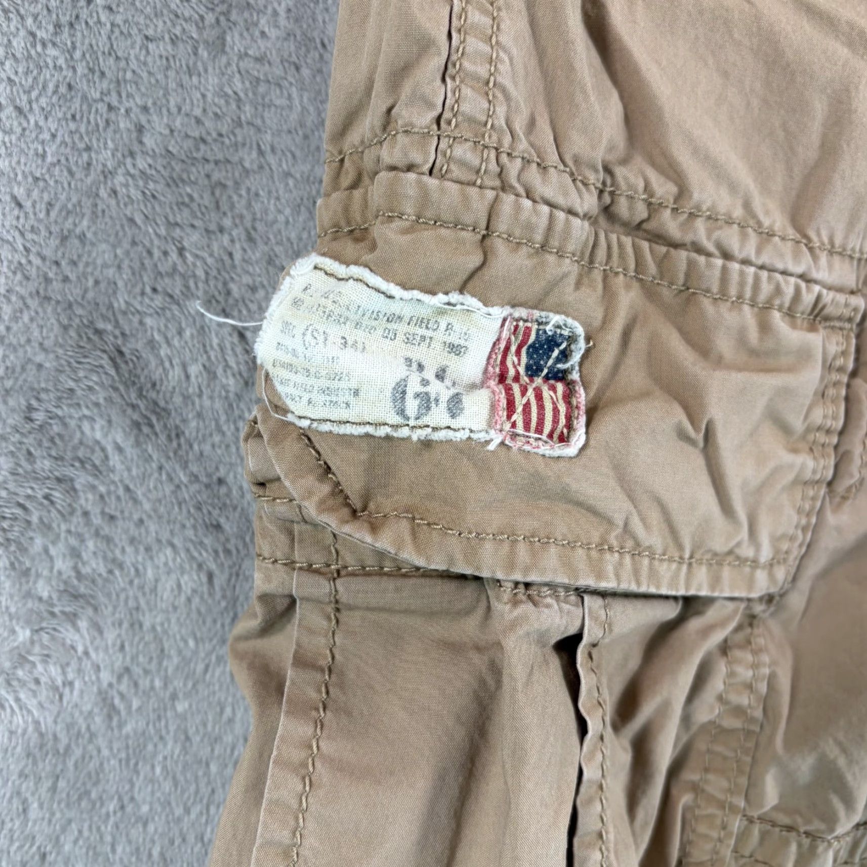 Polo Ralph Lauren Vintage Polo Ralph Lauren Paratrooper Cargo Pants Men 34x29 Beige USA Flag 90s Retro Grunge Army Cargo Wide-Leg Regular Cotton Canvas Jeans Jeans Size US S / EU 44-46 / 1 - 3 Thumbnail