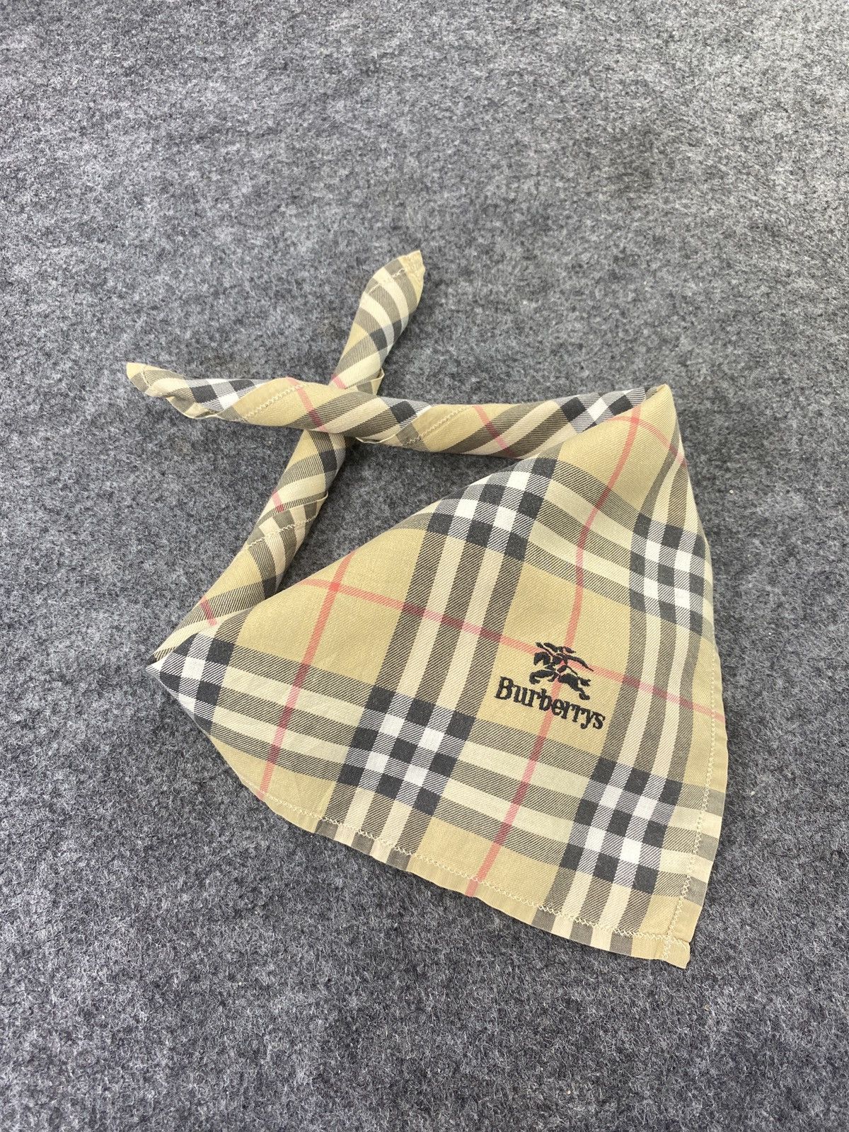 Burberry × Vintage Burberry Handkerchief / Bandana / Neckerchief-B098 Size ONE SIZE - 1 Thumbnail
