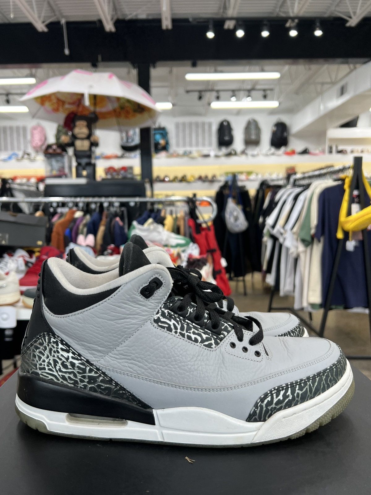 Jordan Brand Air Jordan 3 Wolf Grey Sz. 12 (2014) Size US 12 / EU 45 - 6 Thumbnail