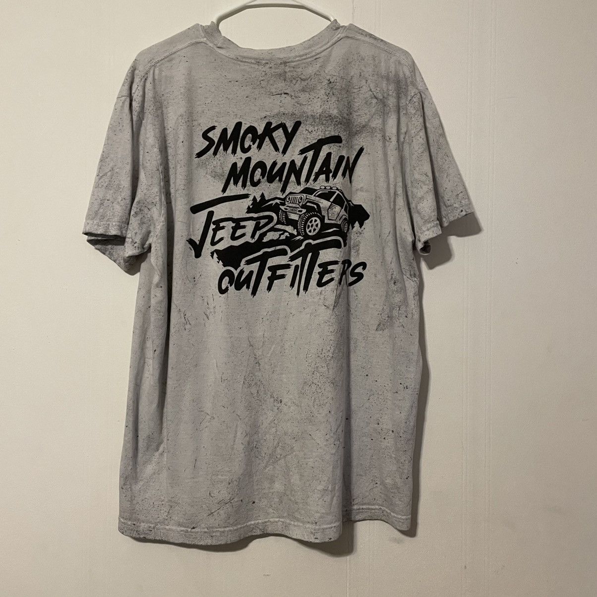 Jeep Smoky Mountain Jeep Outfitters Gray Short Sleeve Graphic Tee Size US XL / EU 56 / 4 - 1 Thumbnail