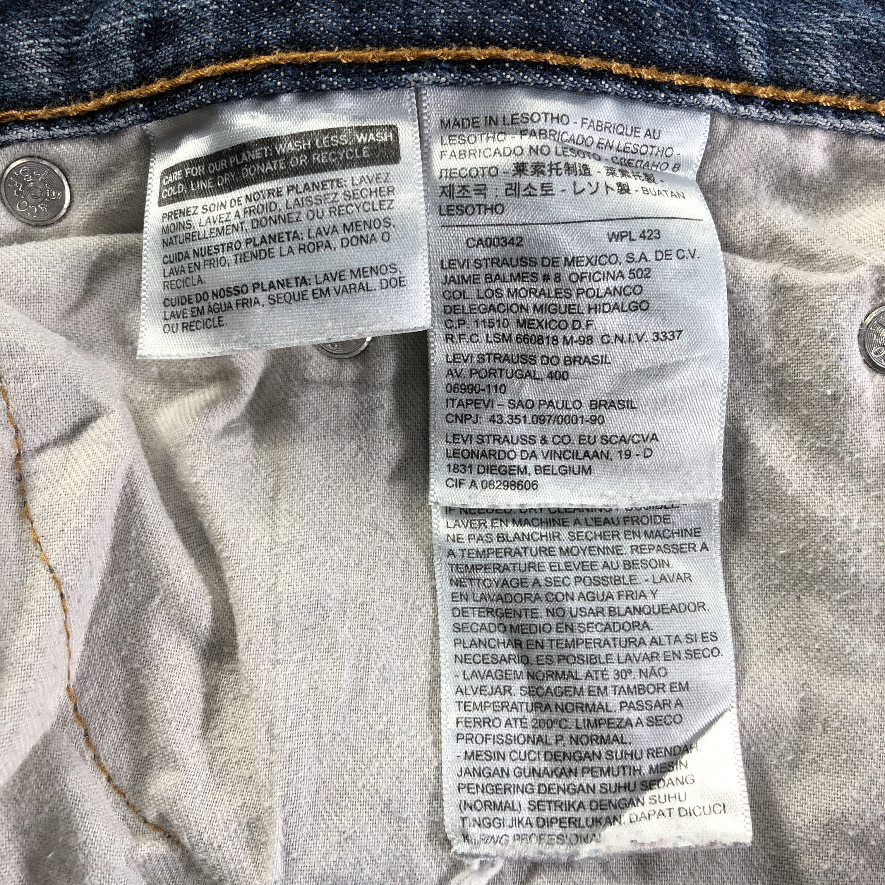 Levi's Vintage Levis 559 Jeans-J4363 Size US 40 / EU 56 - 12 Thumbnail