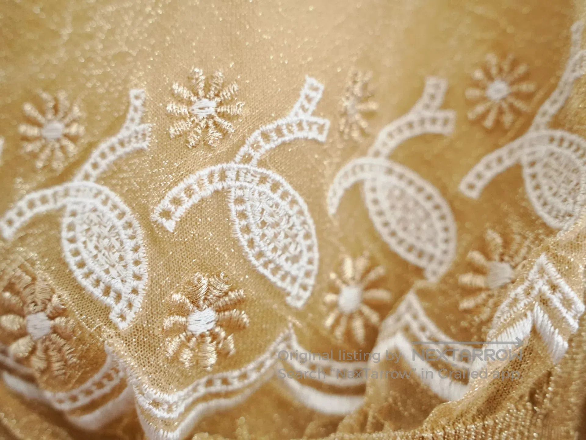 Comme des Garcons gold embroidered lightweight knit cardigan. Size XXS / US 00 / IT 34 - 3 Thumbnail