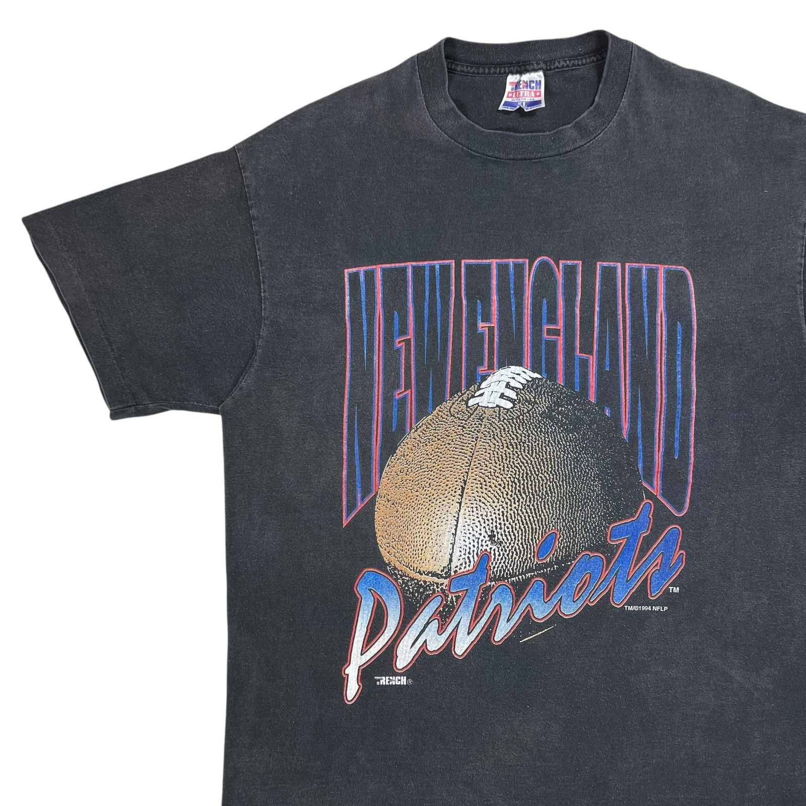 NFL × Trench USA × Vintage Vintage 1994 New England Patriots faded football NFL tee Size US XL / EU 56 / 4 - 4 Thumbnail