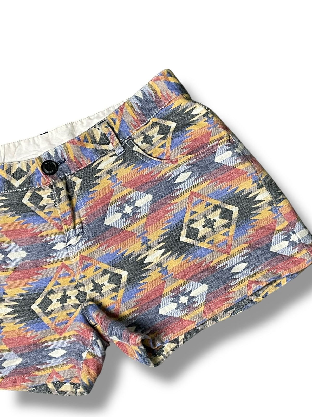 Japanese Brand × Vintage Vintage BIG BILL Native Abstract Shorts (78) Size US 29 - 3 Thumbnail