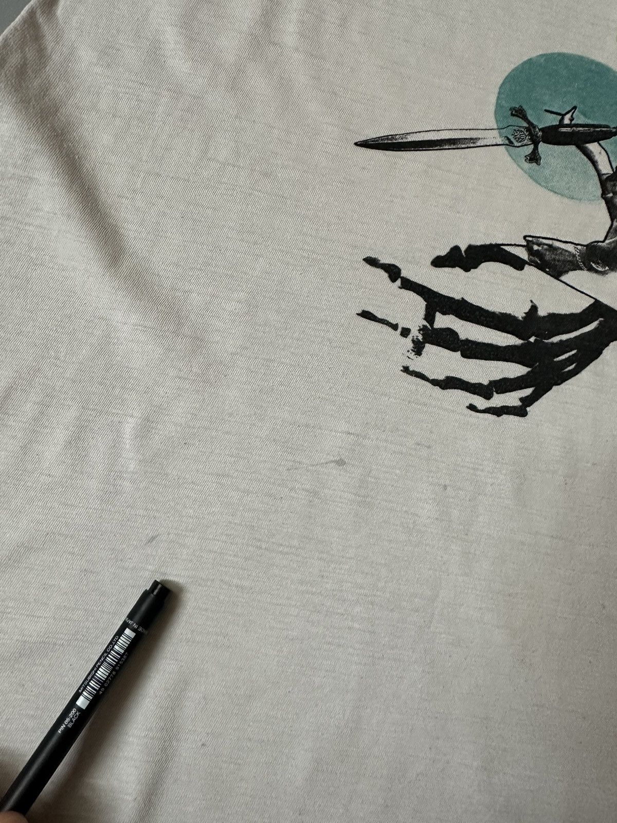 Levi's Levi’s 00s vintage RARE art tee , L, fits M , 8/10 Size US L / EU 52-54 / 3 - 7 Thumbnail