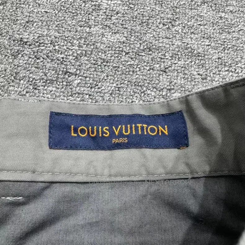 Louis Vuitton Louis Vuitton Envelope stamp overalls pants Size US 40 / EU 56 - 3 Thumbnail