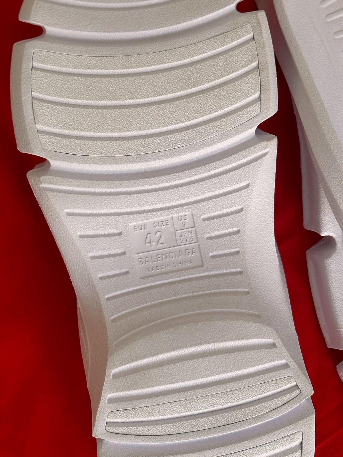Balenciaga Balenciaga White Mold Thong Sandal Size US 9 / EU 42 - 6 Thumbnail