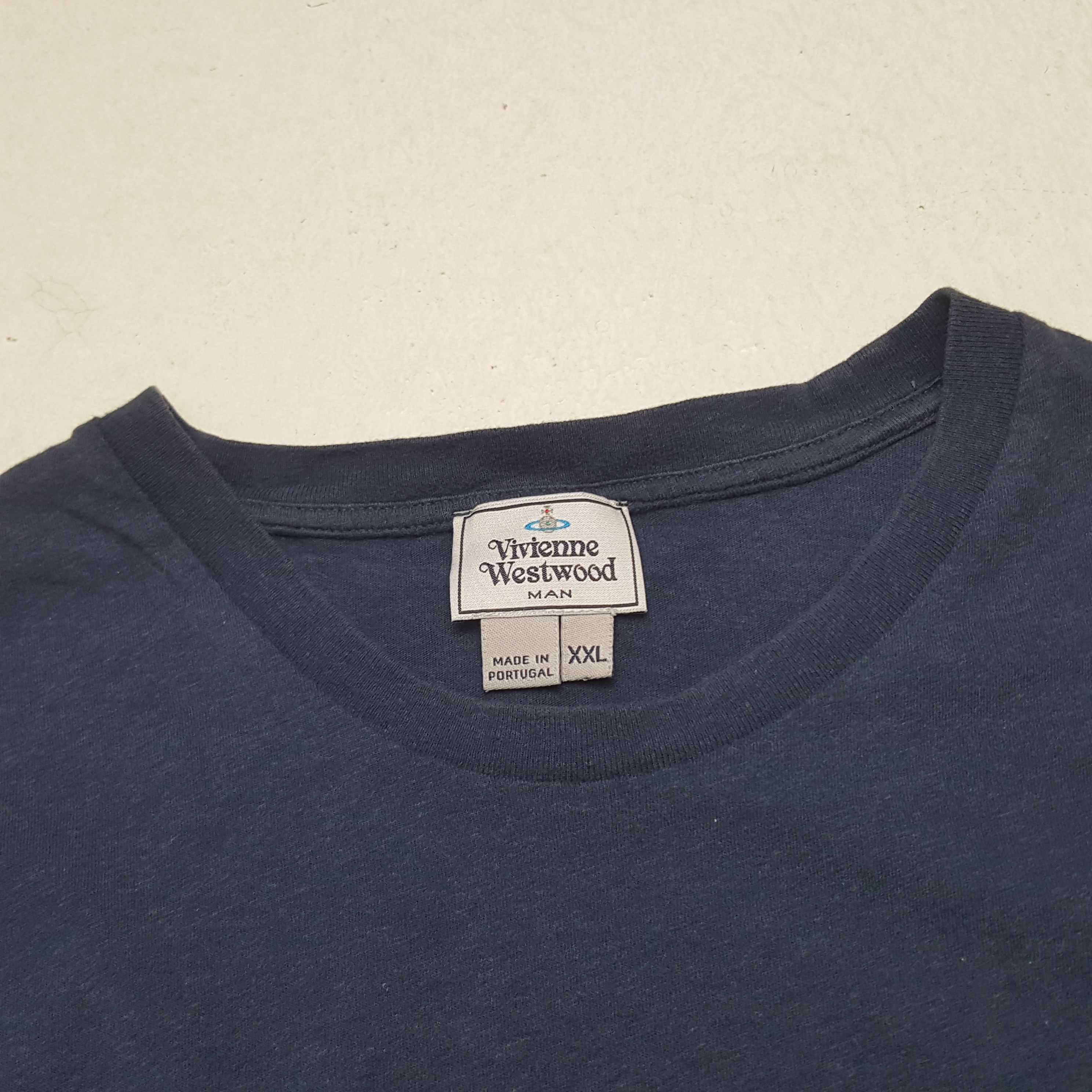 Vintage × Vivienne Westwood Vintage Vivienne Westwood Italian Brand Logo Tshirt Size US L / EU 52-54 / 3 - 4 Thumbnail
