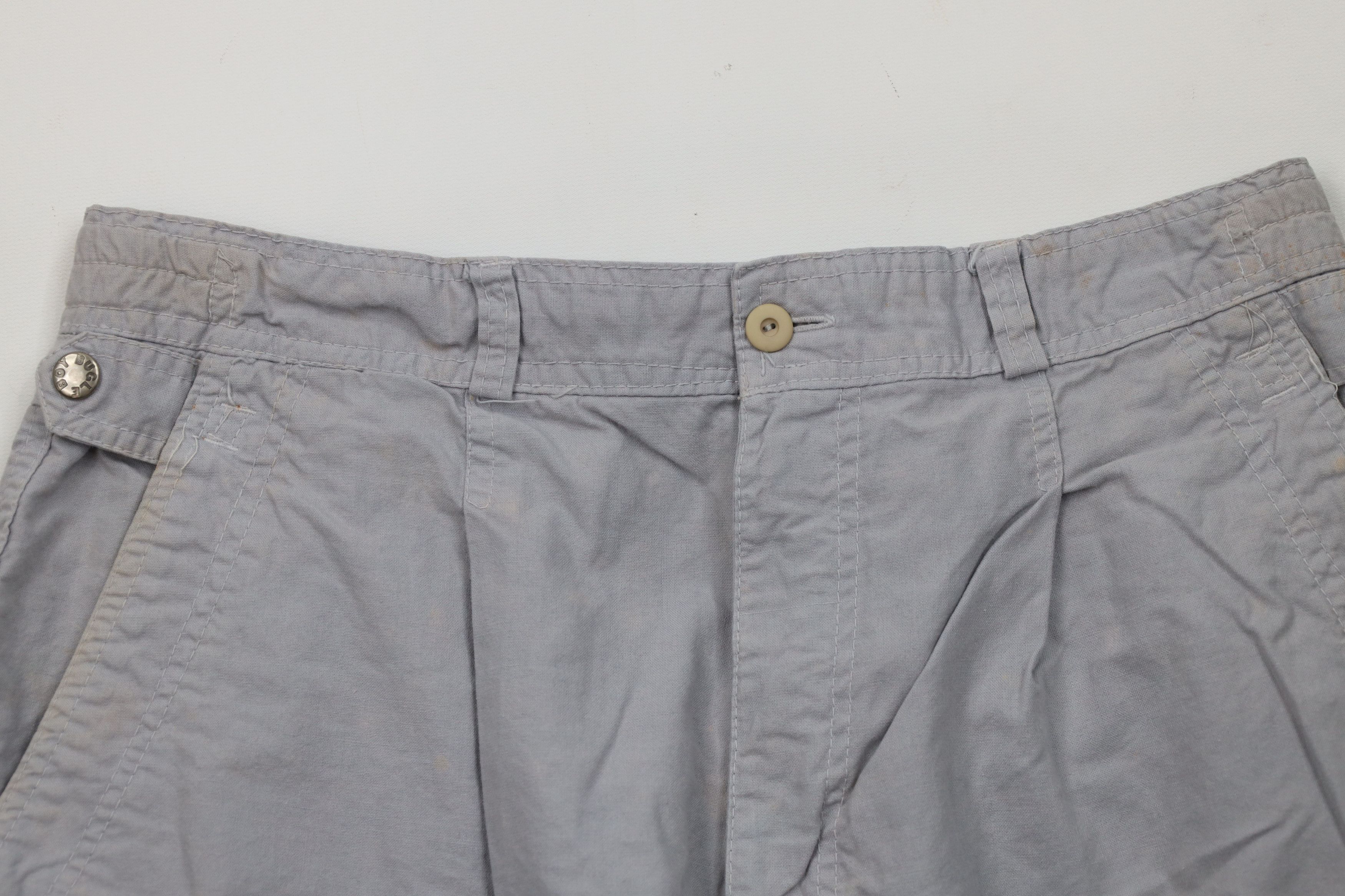 Vintage Vintage 90s Bugle Boy Ocean League Pleated Shorts Gray Size US 32 / EU 48 - 2 Thumbnail