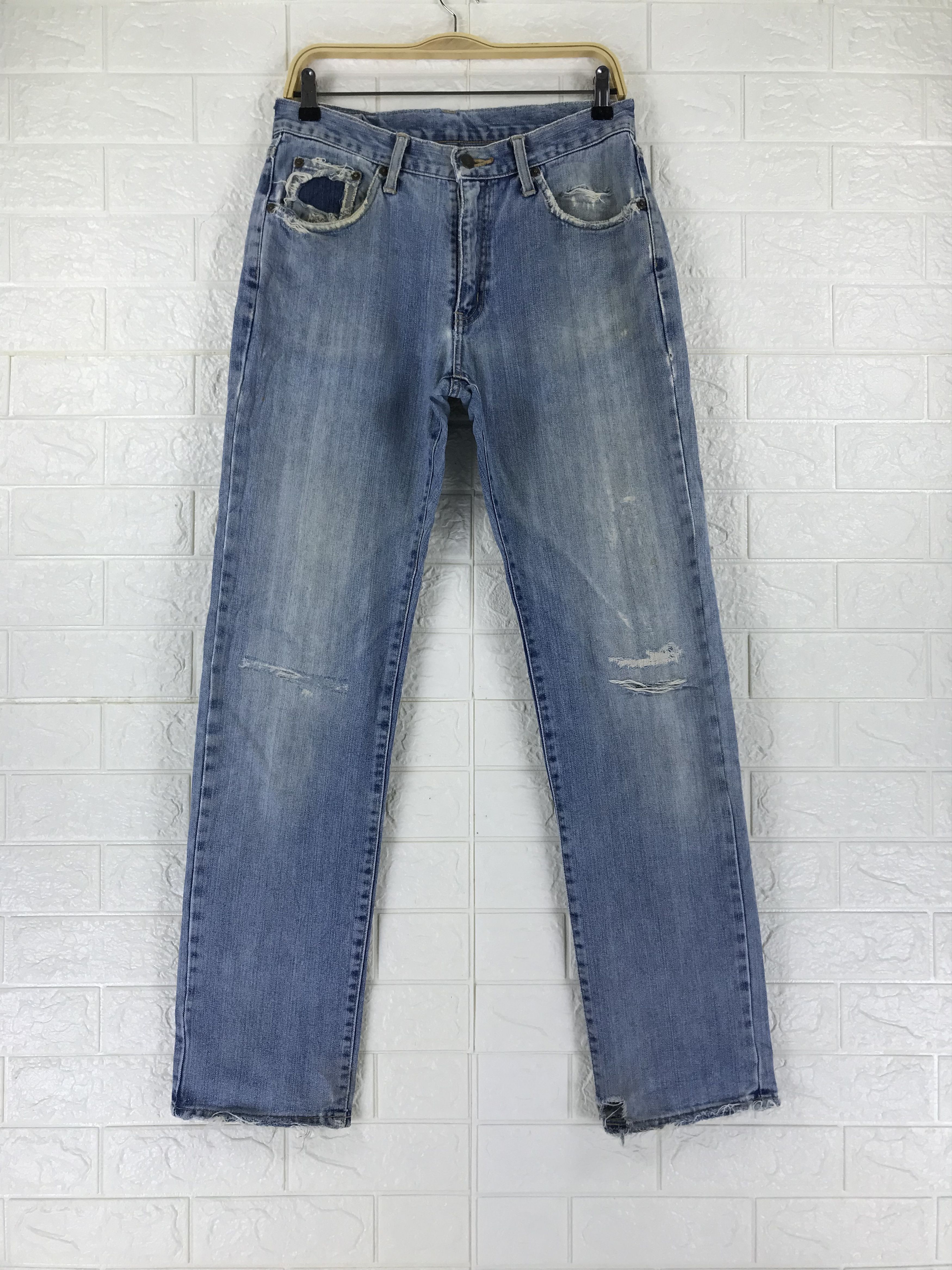Edwin Vintage Edwin 403 Light Wash Distressed Jeans Size US 30 / EU 46 - 1 Thumbnail