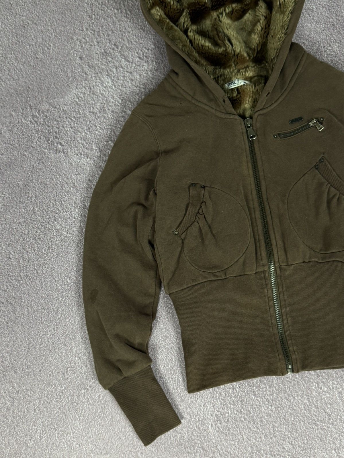 Le Grande Bleu (L.G.B.) 00s Aesthetic Zip Fur Hoodie i6w9 LGB style Faded Size M / US 6-8 / IT 42-44 - 5 Thumbnail