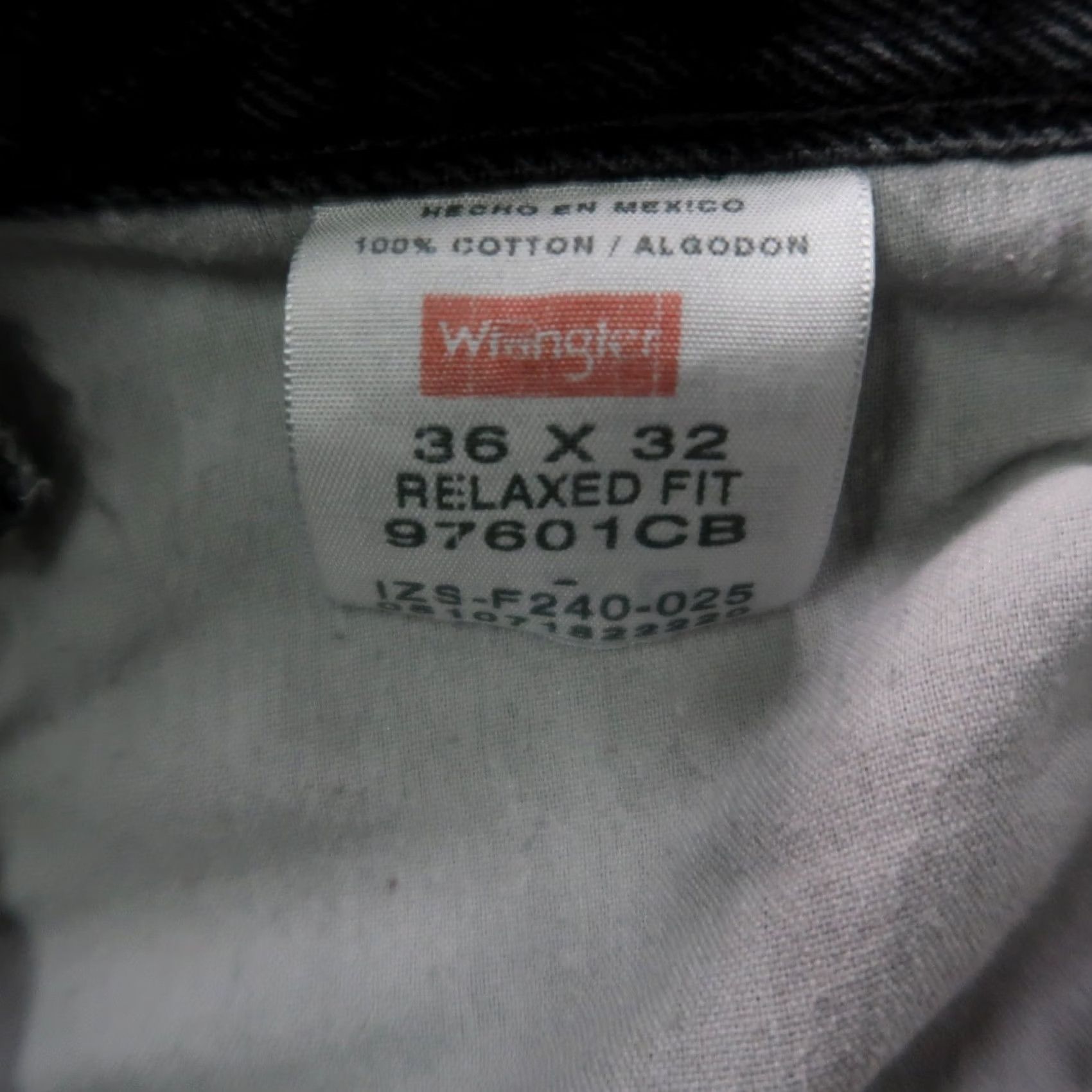 Wrangler Wrangler Jeans Straight 36x32 Black Denim 5-Pocket Relaxed Mens Jeans 36 Regular Waist Inseam 32 Denim Pants Men Size US 36 / EU 52 - 3 Thumbnail