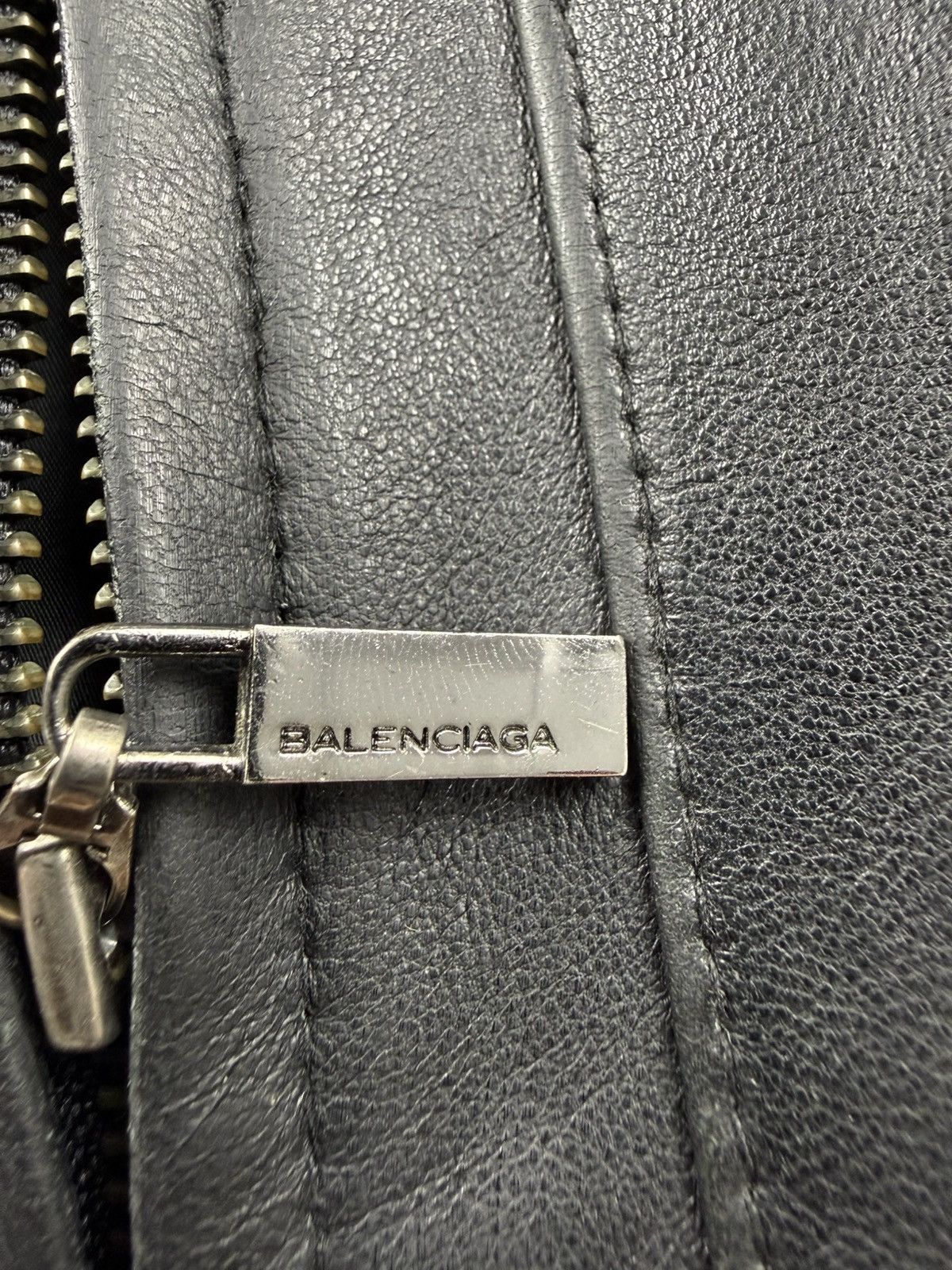 Balenciaga Vintage Balenciaga BB Logo Zip Up Leather Jacket Size US L / EU 52-54 / 3 - 8 Thumbnail