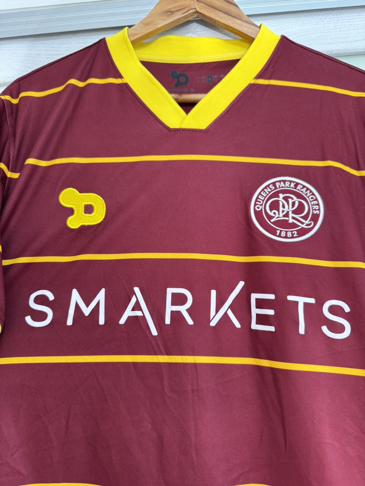 Other QPR 2016-2017 Third Soccer Jersey Football Kit Shirt Size US M / EU 48-50 / 2 - 7 Thumbnail