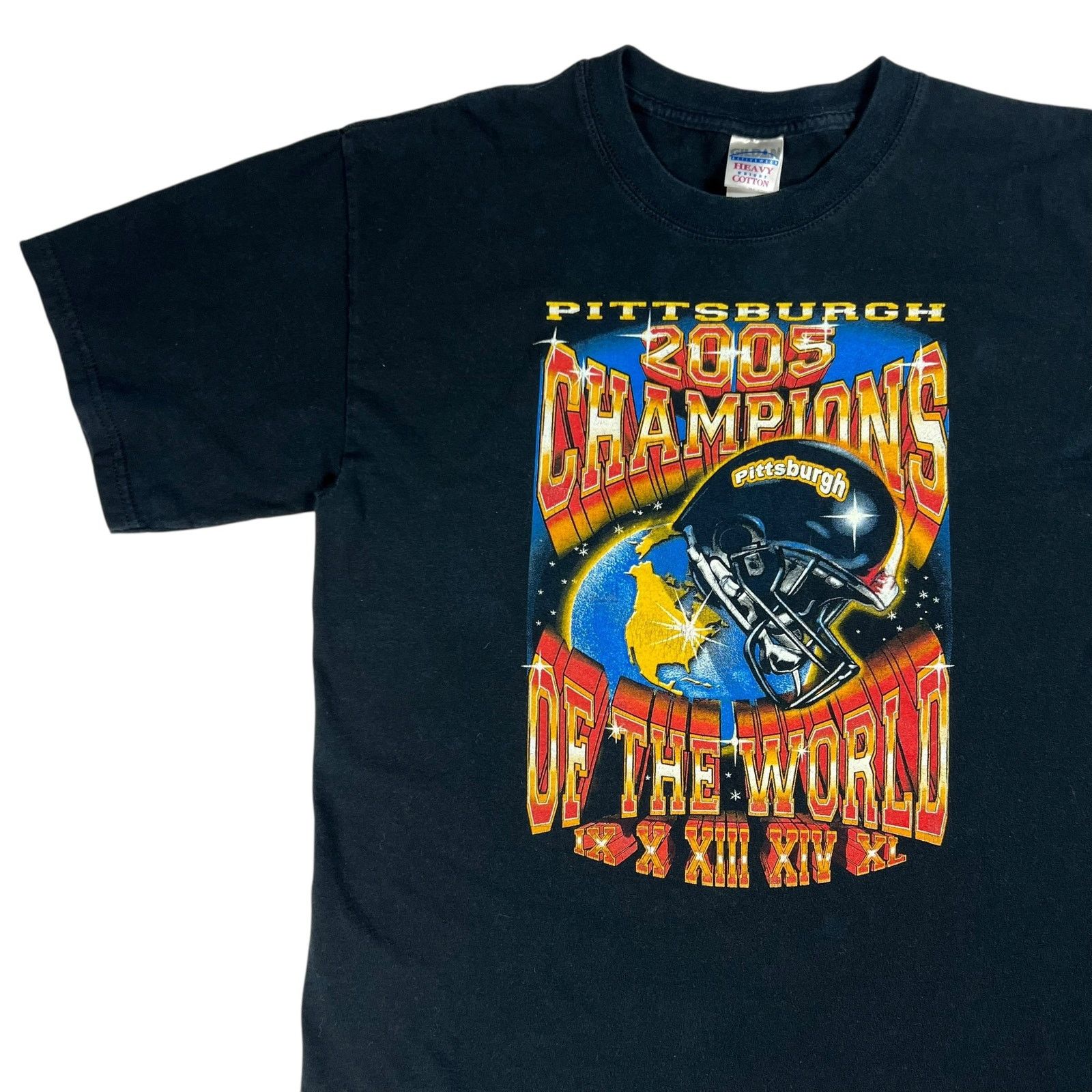 Gildan × NFL × Vintage 2005 Pittsburgh Steelers Champions of the world faded tee Size US L / EU 52-54 / 3 - 4 Thumbnail