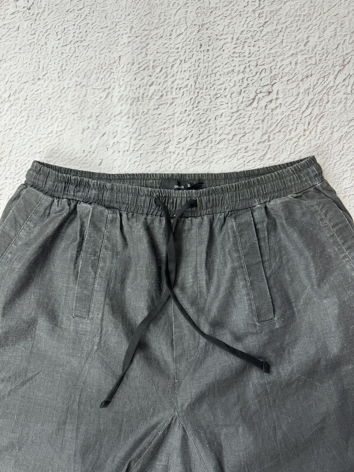 Genius Pieces Genius Avant Garde bondage multipocket Japanese linen shorts Size US 36 / EU 52 - 7 Thumbnail