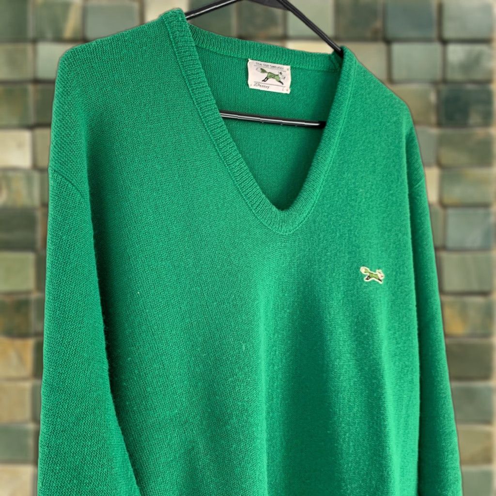 JCPenney VINTAGE JcPenney Green The Fox V-Neck Sweater Mens Large Shirt Adult Large Green 1970s Wool Blend Grunge Size US L / EU 52-54 / 3 - 1 Thumbnail