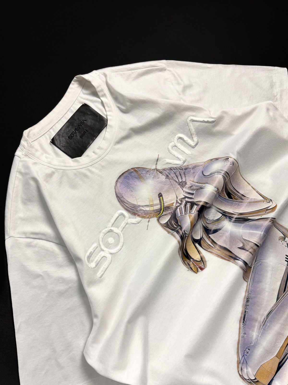 Juun.J rare Junn J x Hajime Sorayama Sexy Robot Girl Tee Japanese Size US M / EU 48-50 / 2 - 6 Thumbnail