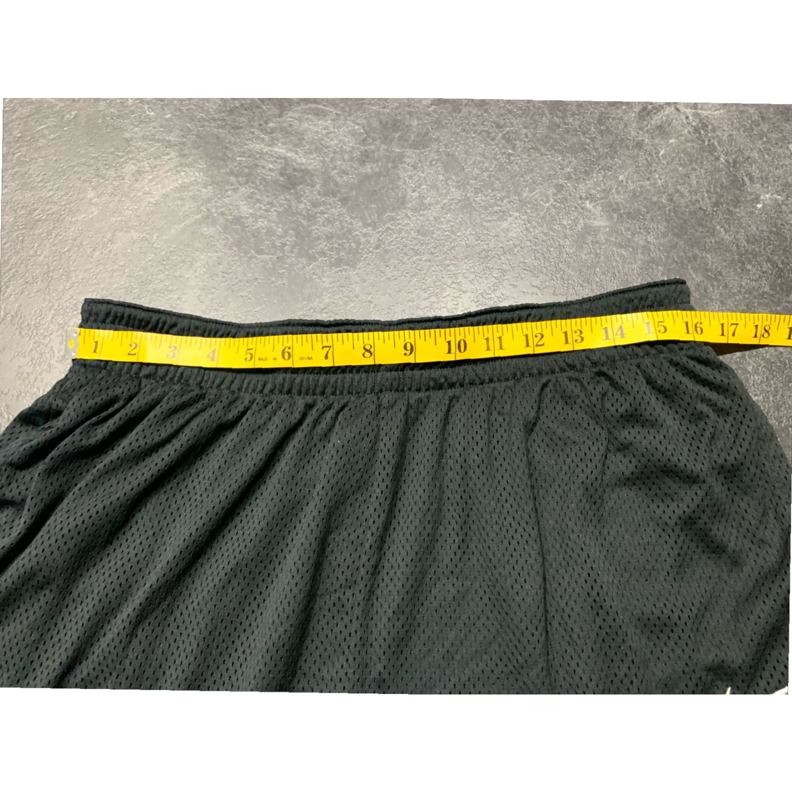 Nike Nike Athletic Shorts Mens XL Black Loose Fit Thigh Length Activewear Size US 36 / EU 52 - 5 Thumbnail