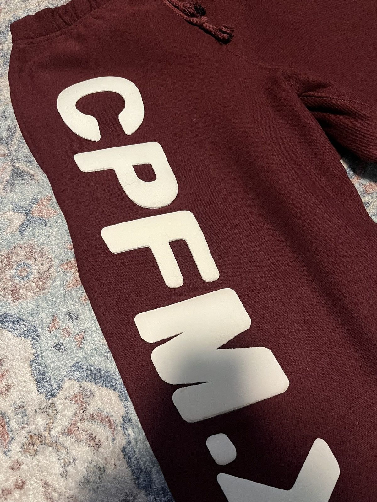 Cactus Plant Flea Market Cactus Plant Flea Market CPFM XYZ Sweatpants “Burgundy” Size US 32 / EU 48 - 2 Thumbnail
