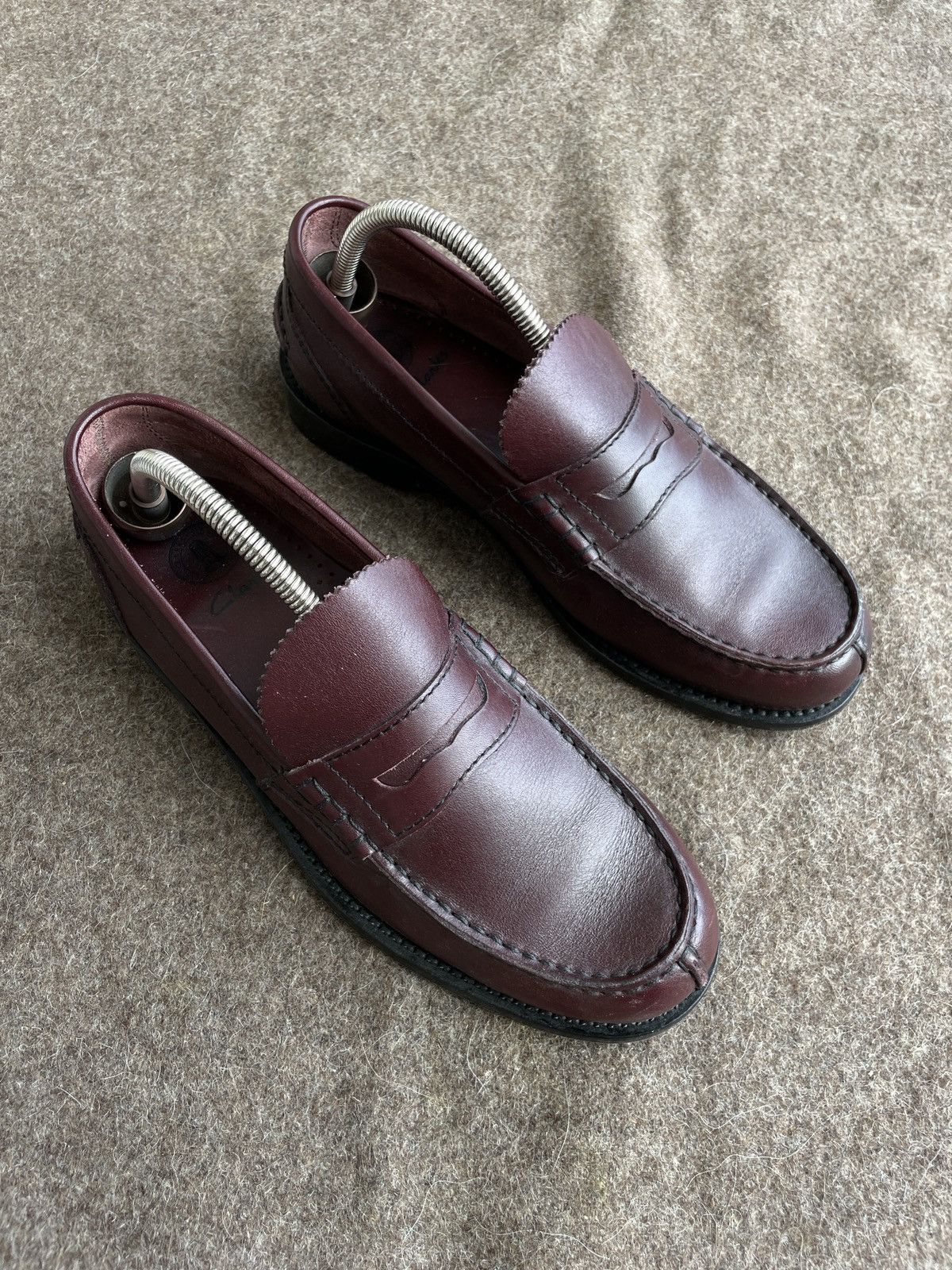 Clarks Clarks Leather Loafers Size US 9 / EU 42 - 2 Thumbnail