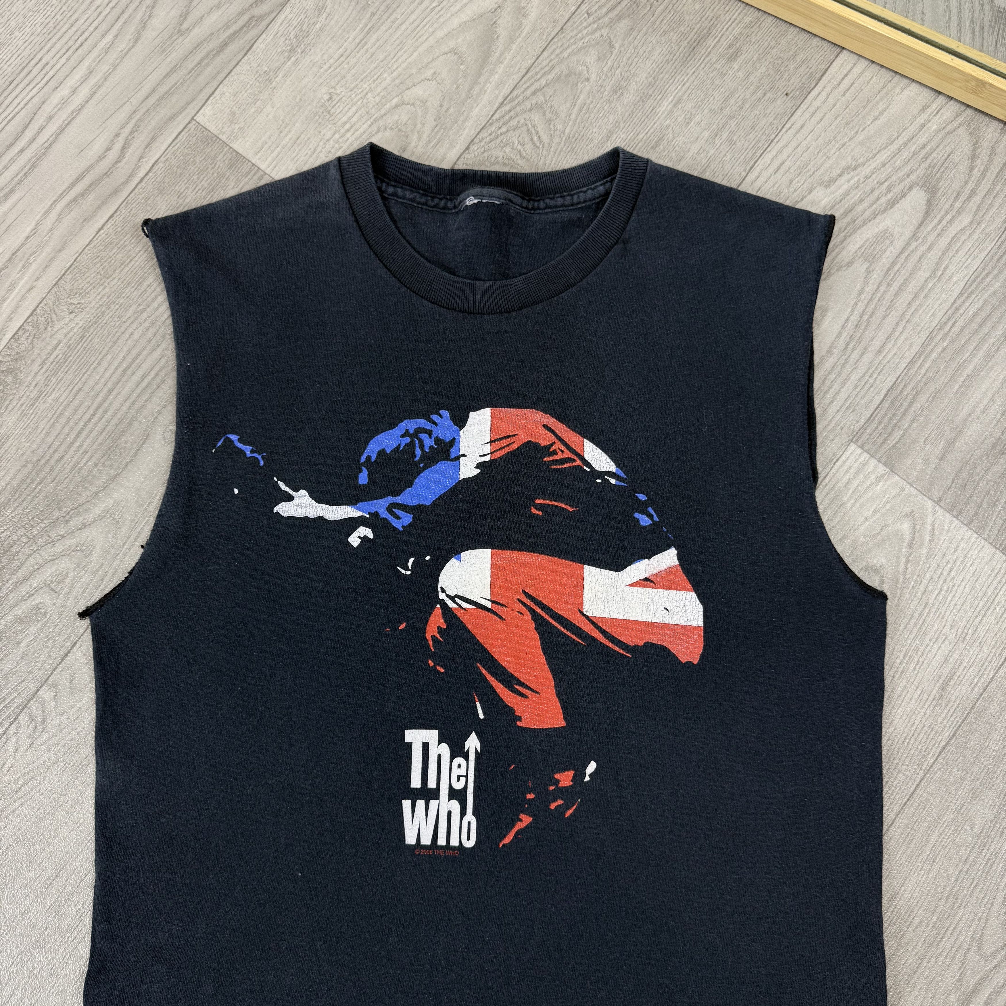 Vintage Vintage The Who 2005 Rock Band Graphic Tank Top Tee Shirt Size US S / EU 44-46 / 1 - 6 Thumbnail