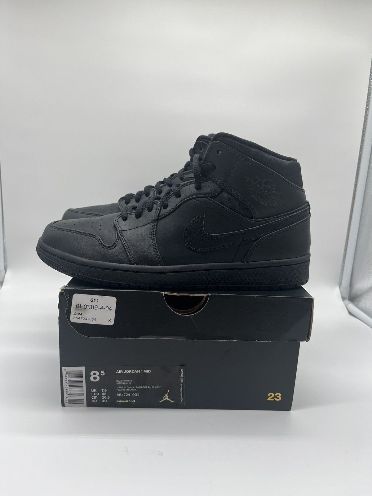 Jordan Brand Jordan 1 Mid triple black size 8.5 Size US 8.5 / EU 41-42 - 1 Thumbnail