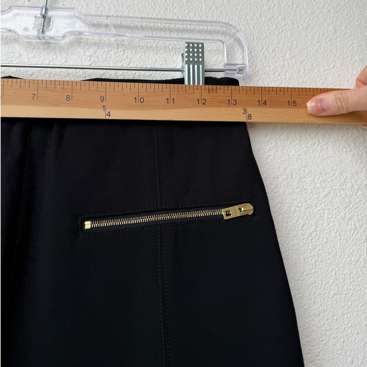 Rag & Bone NWT Rag & Bone Annie Black Cropped Ponte Pants Gold Zip Size 26" / US 2 / IT 38 - 12 Thumbnail