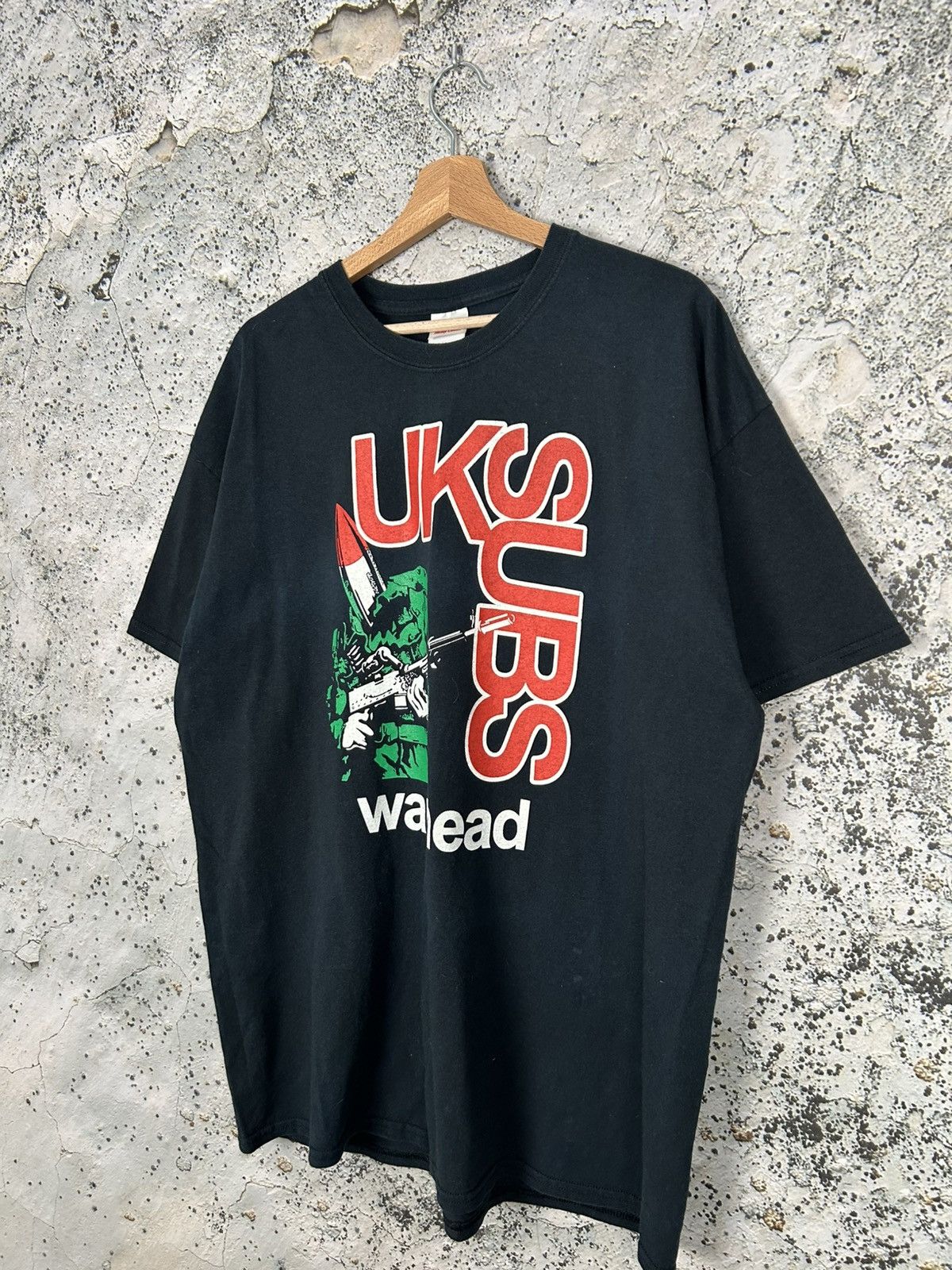 Vintage Vintage UK Subs Wathead Graphic Tee Avant Garde Punk Rock Size US XL / EU 56 / 4 - 2 Thumbnail