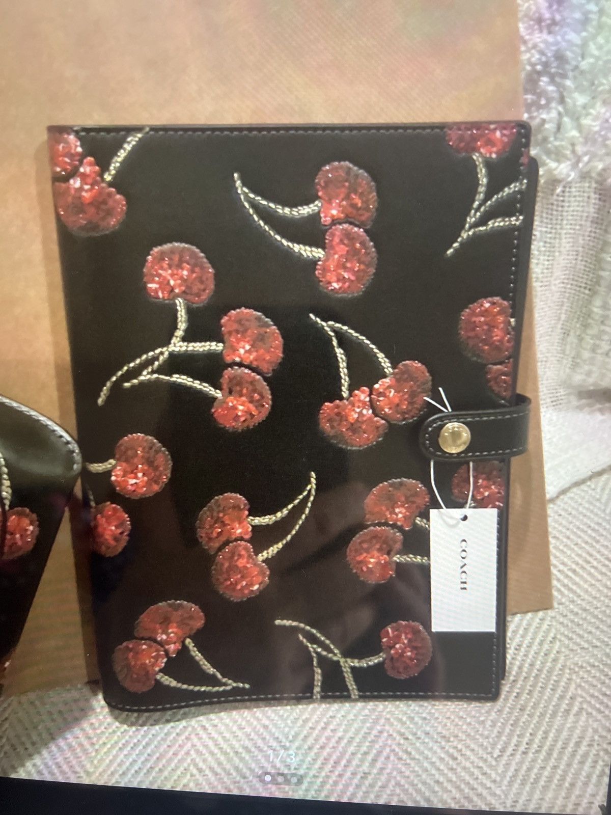 Coach Coach black cherry notebook great gift Size ONE SIZE - 2 Thumbnail