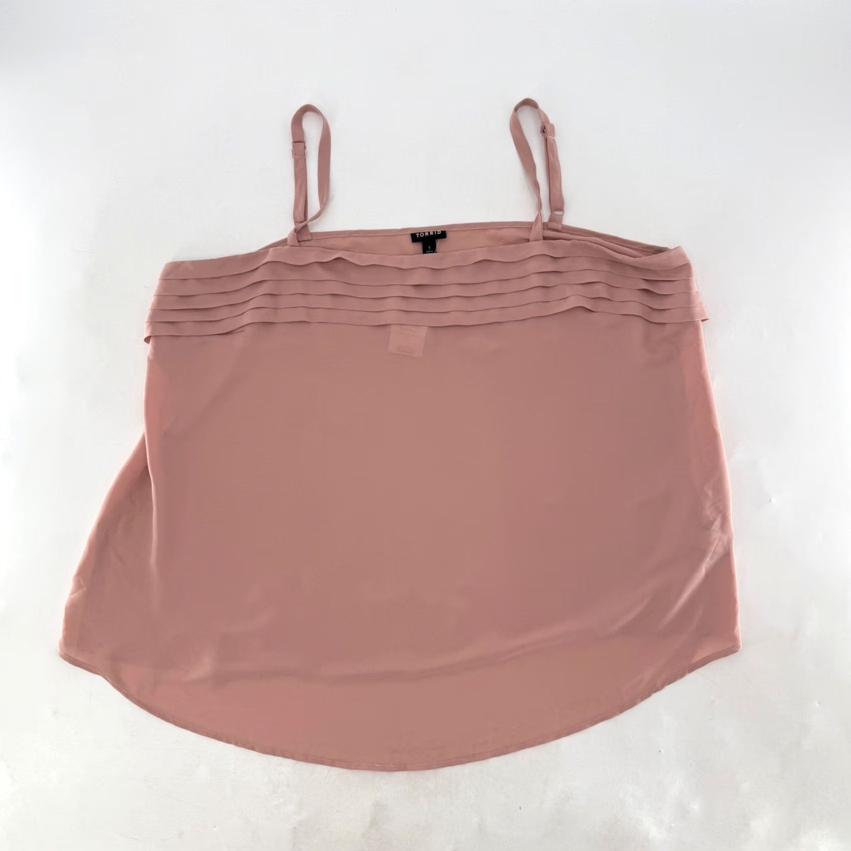 Torrid Torrid Top Womens 1 Pink NWT Plus Size Dusty Quartz Sleeveless Pleated Cami Tank FLAWS Size XS / US 0-2 / IT 36-38 - 4 Thumbnail