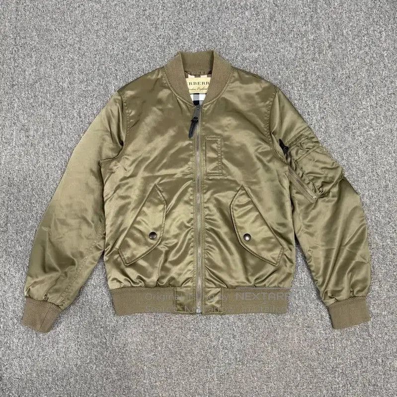 Burberry Burberry Men's Green Polyester Bomber Jacket. Size US M / EU 48-50 / 2 - 1 Thumbnail