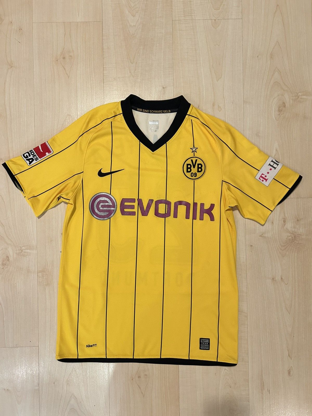 Nike × Vintage Borussia Dortmund 2008/09 home jersey Patrick Owomoyela’s#25 Size US S / EU 44-46 / 1 - 2 Thumbnail