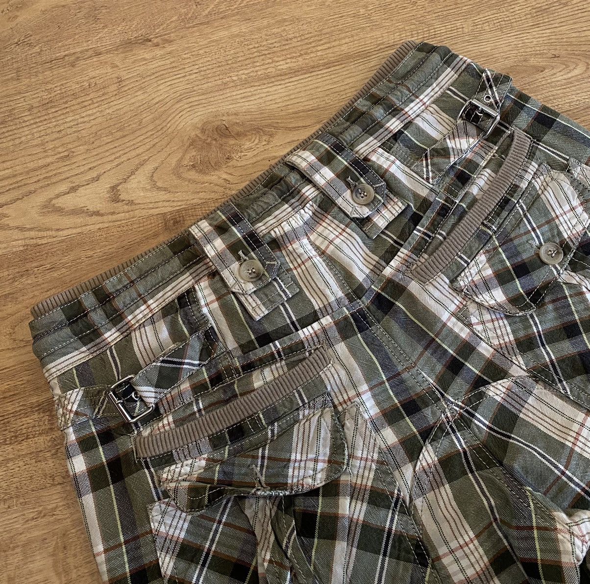 Designer Dolce & Gabbana Shorts x Luxury x Designer Size US 32 / EU 48 - 6 Thumbnail