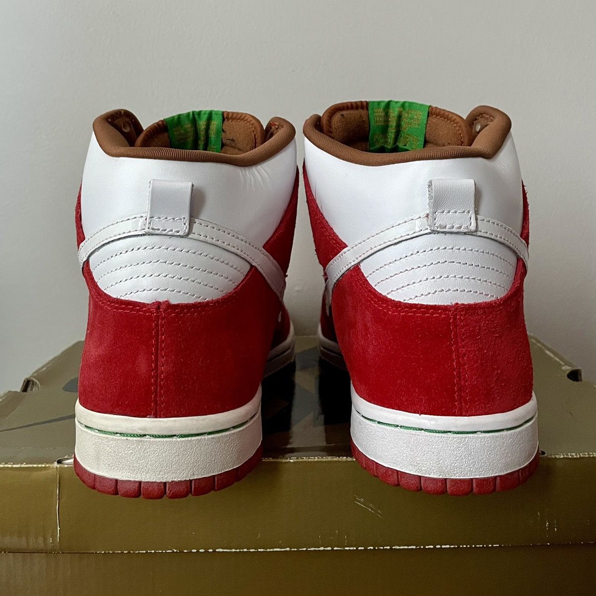 Nike 2008 Nike Dunk High Pro SB 'Big Gulp' Size US 11 / EU 44 - 6 Thumbnail