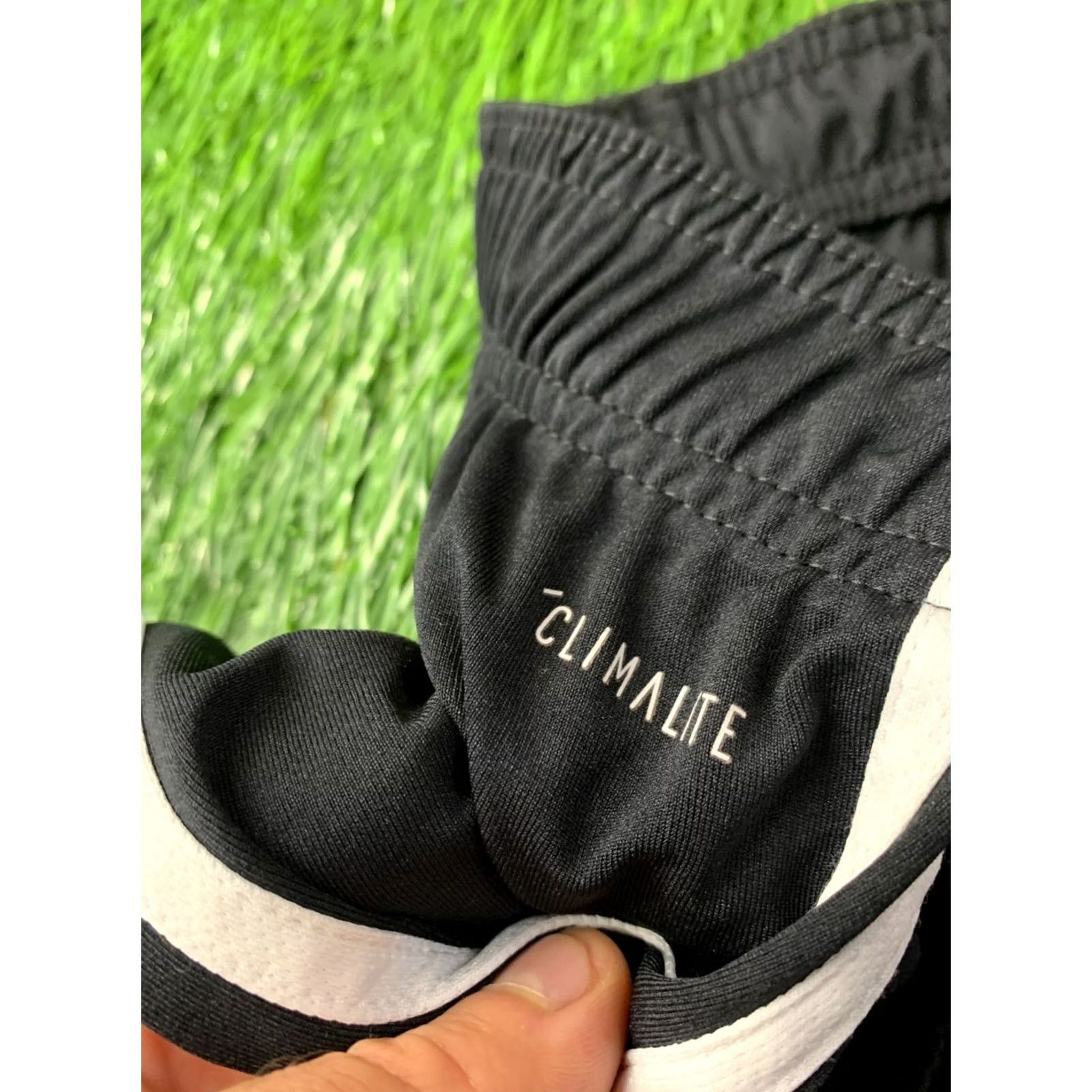 Adidas ADIDAS PERFORMANCE CLIMALITE 2019 MEN TRAINING SHORTS L Black and White Training Mens Size US 33 - 7 Thumbnail