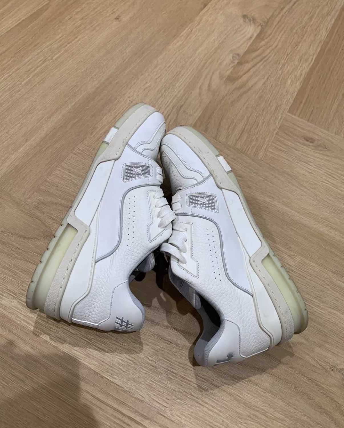 Louis Vuitton Louis Vuitton Trainer White Cement J42 Size US 7.5 / EU 40-41 - 5 Thumbnail